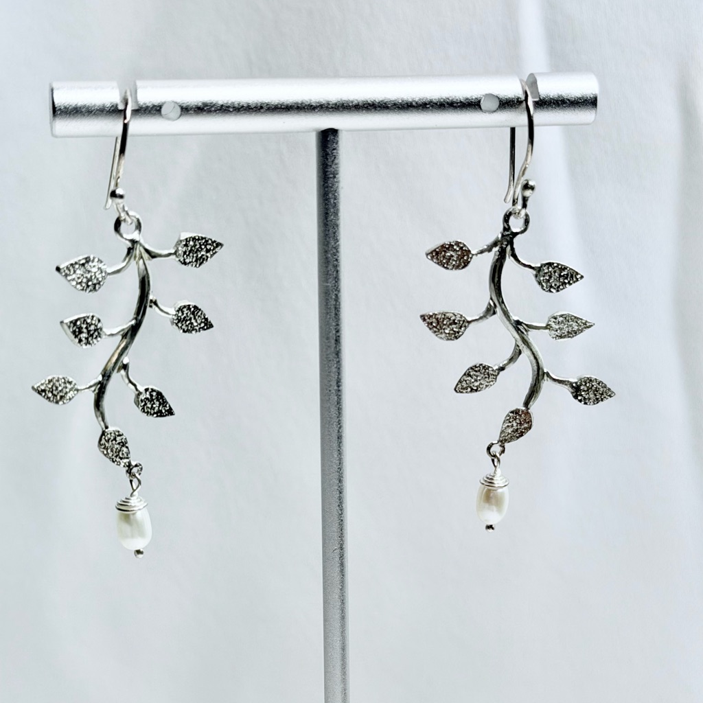 Beautiful Novica Sterling Silver Branch W/Leaves & Pearl Wire Drop Earrings